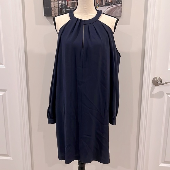 BCBG MAXAZRIA Josephine Cold Shoulder Dress - Picture 3 of 11